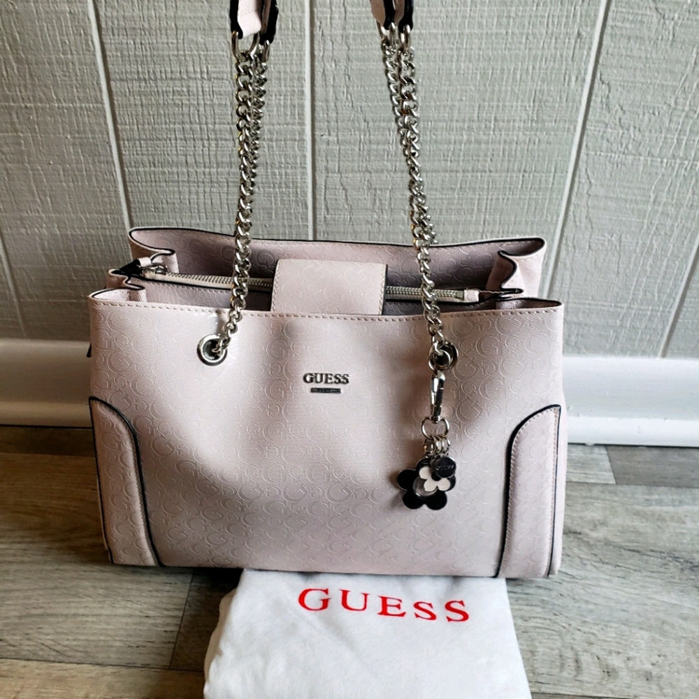 GUESS Logo Signature Light Pink Handbag W/Dust